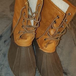 Winter boots